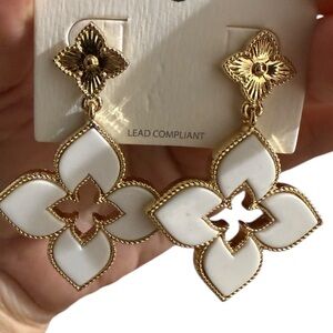 Elegant Gold and White Floral Post Earrings